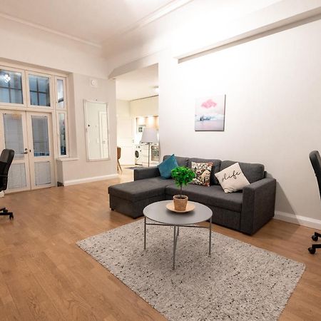 2Ndhomes Helsinki Center Apartment With Sauna Bagian luar foto