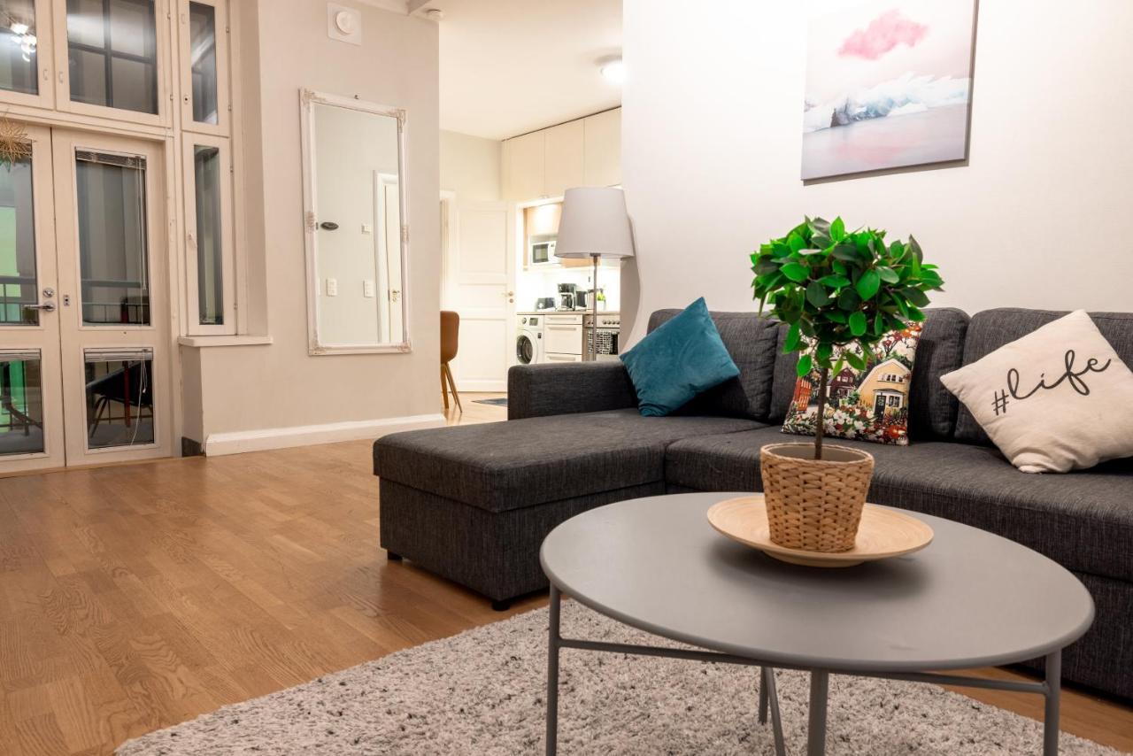 2Ndhomes Helsinki Center Apartment With Sauna Bagian luar foto
