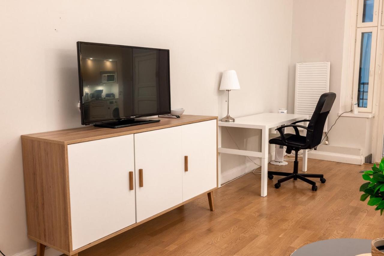 2Ndhomes Helsinki Center Apartment With Sauna Bagian luar foto