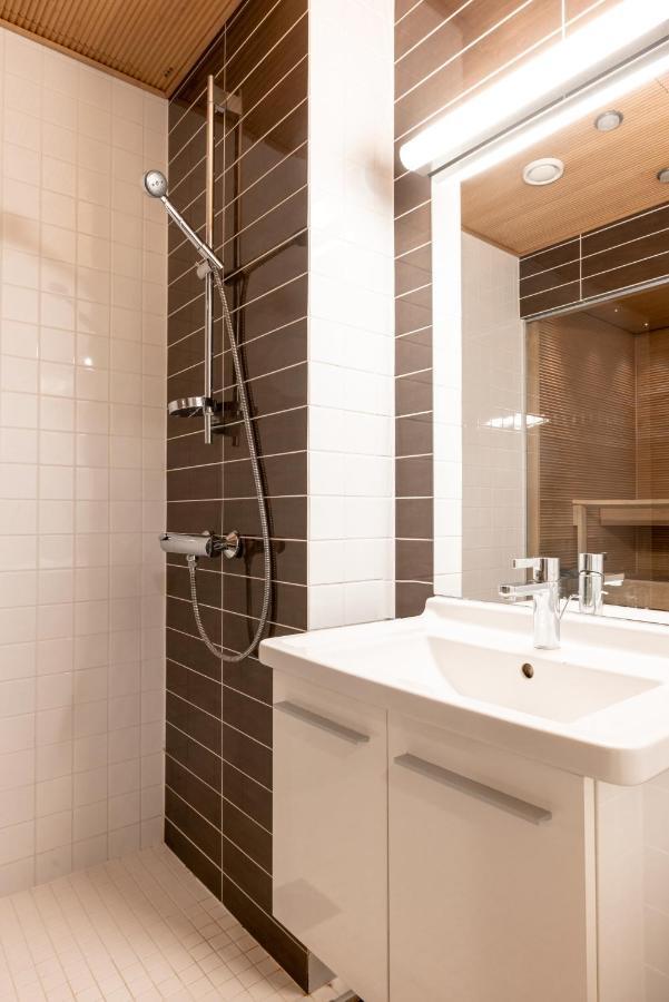 2Ndhomes Helsinki Center Apartment With Sauna Bagian luar foto